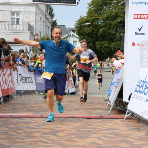 31.08.2025 - 21. Blankeneser Heldenlauf Strokosch-Dieckow http://msf.ph/oto/8696388 31.08.2025 12:26:58 Ziel 5065, 5274, 5275, 5664, 5015, 5818, 5819, 4180 meine-sportfotos.de