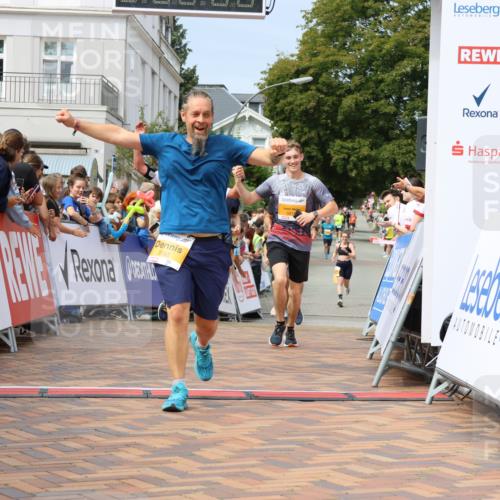 31.08.2025 - 21. Blankeneser Heldenlauf Strokosch-Dieckow http://msf.ph/oto/8696391 31.08.2025 12:26:58 Ziel 5065, 5274, 5275, 5664, 5015, 5818, 5819, 4180 meine-sportfotos.de