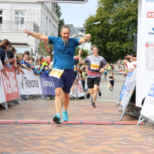 31.08.2025 - 21. Blankeneser Heldenlauf Strokosch-Dieckow http://msf.ph/oto/8696395 31.08.2025 12:26:58 Ziel 5065, 5274, 5275, 5664, 5015, 5818, 5819, 4180 meine-sportfotos.de