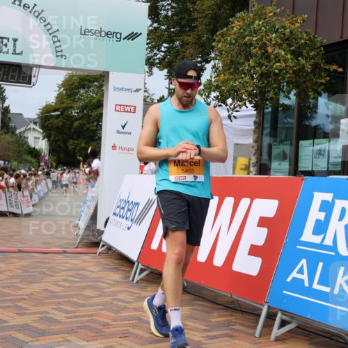 31.08.2025 - 21. Blankeneser Heldenlauf Strokosch-Dieckow http://msf.ph/oto/8696396 31.08.2025 12:22:07 Ziel 5469, 5622, 4281 meine-sportfotos.de