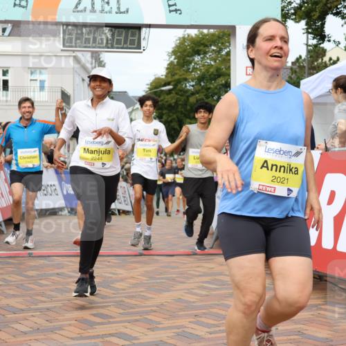 31.08.2025 - 21. Blankeneser Heldenlauf Strokosch-Dieckow http://msf.ph/oto/8696435 31.08.2025 10:34:46 Ziel 2524, 2244, 2021, 2424, 2668, 2669, 2667, 2298, 2438, 2439, 2349, 2441, 2442, 2350, 2048 meine-sportfotos.de