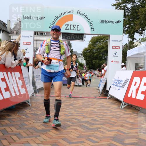 31.08.2025 - 21. Blankeneser Heldenlauf Strokosch-Dieckow http://msf.ph/oto/8696438 31.08.2025 12:22:01 Ziel 5003, 5469, 5622, 4244, 4396, 4412, 4281, 4309 meine-sportfotos.de