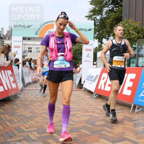 31.08.2025 - 21. Blankeneser Heldenlauf Strokosch-Dieckow http://msf.ph/oto/8696446 31.08.2025 12:21:59 Ziel 5003, 4244, 4396, 4412, 4034, 4281, 4309 meine-sportfotos.de