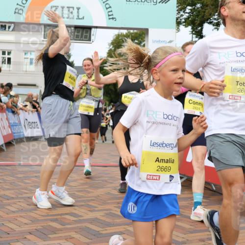 31.08.2025 - 21. Blankeneser Heldenlauf Strokosch-Dieckow http://msf.ph/oto/8696462 31.08.2025 10:34:42 Ziel 2110, 2244, 2021, 2424, 2668, 2669, 2667, 2298, 2438, 2439, 2349, 2441, 2442, 2350, 2090, 2083 meine-sportfotos.de