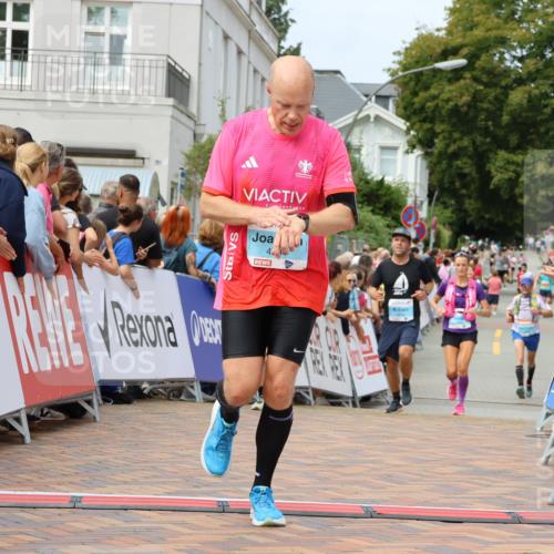 31.08.2025 - 21. Blankeneser Heldenlauf Strokosch-Dieckow http://msf.ph/oto/8696482 31.08.2025 12:21:52 Ziel 4244, 4396, 4412, 4308, 4034 meine-sportfotos.de