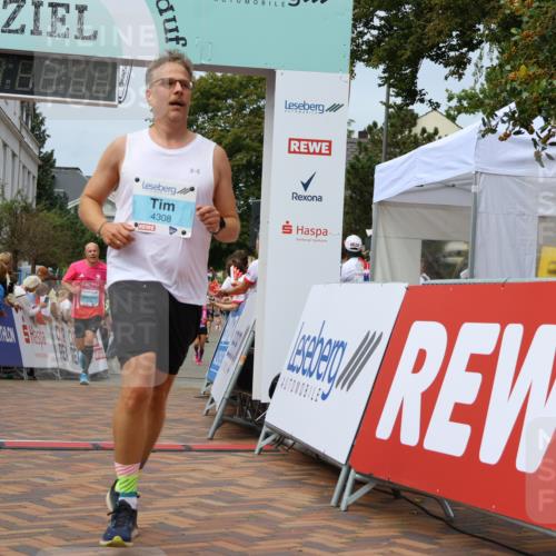 31.08.2025 - 21. Blankeneser Heldenlauf Strokosch-Dieckow http://msf.ph/oto/8696497 31.08.2025 12:21:49 Ziel 4308, 4034 meine-sportfotos.de
