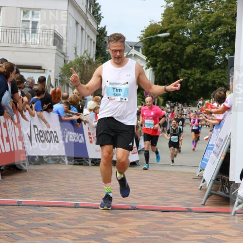 31.08.2025 - 21. Blankeneser Heldenlauf Strokosch-Dieckow http://msf.ph/oto/8696511 31.08.2025 12:21:47 Ziel 4308, 4034 meine-sportfotos.de