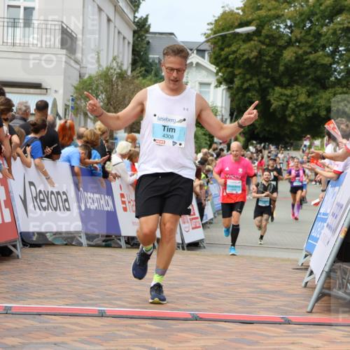 31.08.2025 - 21. Blankeneser Heldenlauf Strokosch-Dieckow http://msf.ph/oto/8696520 31.08.2025 12:21:47 Ziel 4308, 4034 meine-sportfotos.de