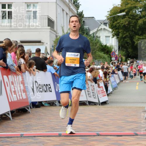 31.08.2025 - 21. Blankeneser Heldenlauf Strokosch-Dieckow http://msf.ph/oto/8696542 31.08.2025 12:21:35 Ziel 5791, 4142 meine-sportfotos.de