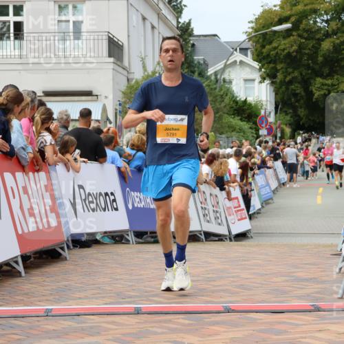 31.08.2025 - 21. Blankeneser Heldenlauf Strokosch-Dieckow http://msf.ph/oto/8696549 31.08.2025 12:21:34 Ziel 5791, 4142 meine-sportfotos.de