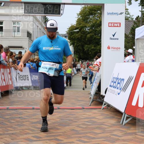 31.08.2025 - 21. Blankeneser Heldenlauf Strokosch-Dieckow http://msf.ph/oto/8696581 31.08.2025 12:21:21 Ziel 5277, 5746, 4337 meine-sportfotos.de