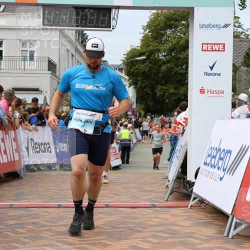 31.08.2025 - 21. Blankeneser Heldenlauf Strokosch-Dieckow http://msf.ph/oto/8696589 31.08.2025 12:21:21 Ziel 5277, 5746, 4337 meine-sportfotos.de