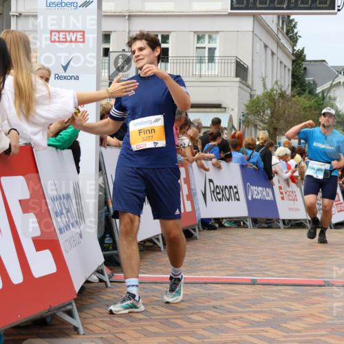 31.08.2025 - 21. Blankeneser Heldenlauf Strokosch-Dieckow http://msf.ph/oto/8696600 31.08.2025 12:21:19 Ziel 5277, 5746, 4337 meine-sportfotos.de