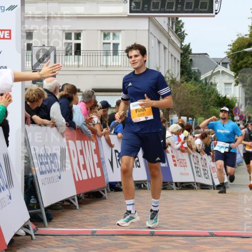 31.08.2025 - 21. Blankeneser Heldenlauf Strokosch-Dieckow http://msf.ph/oto/8696619 31.08.2025 12:21:18 Ziel 5277, 5746, 4337, 4215 meine-sportfotos.de