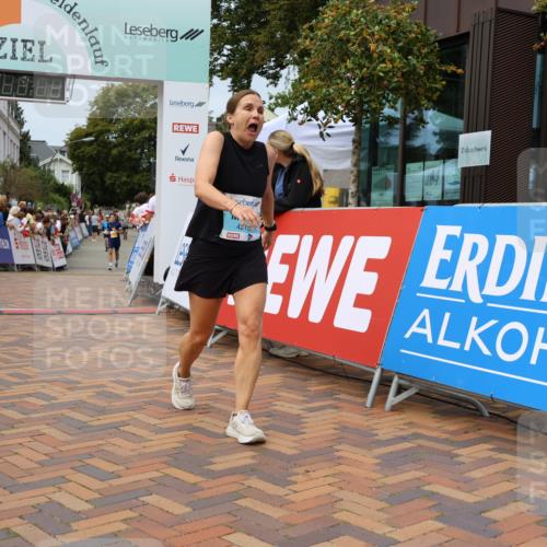 31.08.2025 - 21. Blankeneser Heldenlauf Strokosch-Dieckow http://msf.ph/oto/8696650 31.08.2025 12:21:12 Ziel 4242, 4215 meine-sportfotos.de