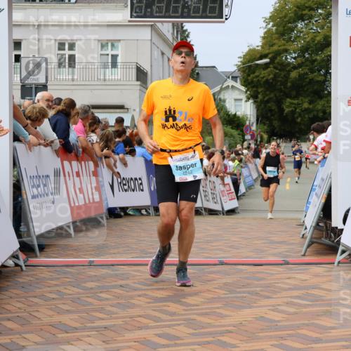 31.08.2025 - 21. Blankeneser Heldenlauf Strokosch-Dieckow http://msf.ph/oto/8696652 31.08.2025 12:21:07 Ziel 4242, 4215 meine-sportfotos.de