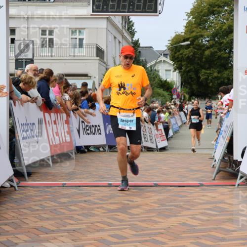 31.08.2025 - 21. Blankeneser Heldenlauf Strokosch-Dieckow http://msf.ph/oto/8696666 31.08.2025 12:21:06 Ziel 4346, 4242, 4215 meine-sportfotos.de