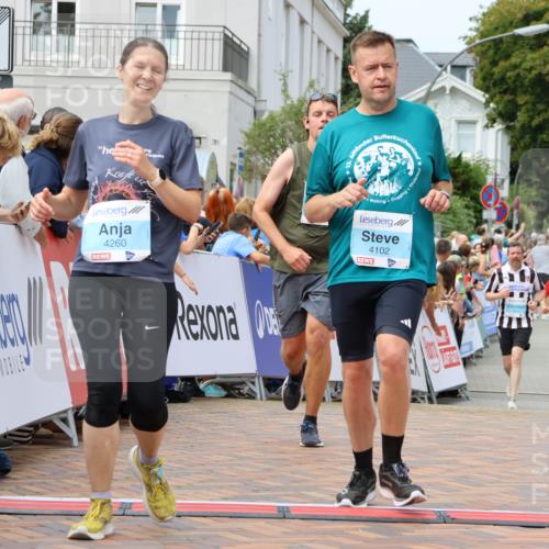 31.08.2025 - 21. Blankeneser Heldenlauf Strokosch-Dieckow http://msf.ph/oto/8696722 31.08.2025 12:20:37 Ziel 5350, 4275, 4274, 4413, 4260, 4102 meine-sportfotos.de