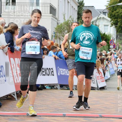 31.08.2025 - 21. Blankeneser Heldenlauf Strokosch-Dieckow http://msf.ph/oto/8696735 31.08.2025 12:20:37 Ziel 5350, 4275, 4274, 4413, 4260, 4102 meine-sportfotos.de