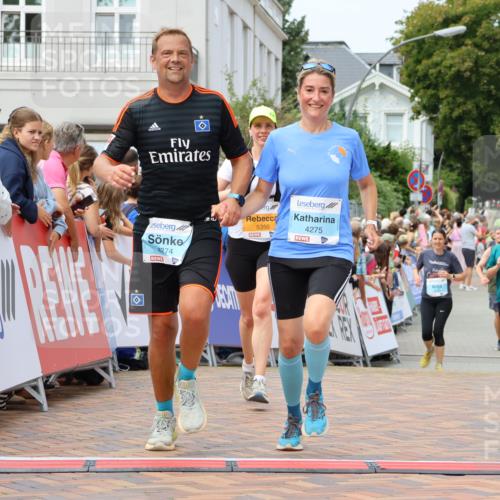 31.08.2025 - 21. Blankeneser Heldenlauf Strokosch-Dieckow http://msf.ph/oto/8696761 31.08.2025 12:20:31 Ziel 5350, 4275, 4274 meine-sportfotos.de