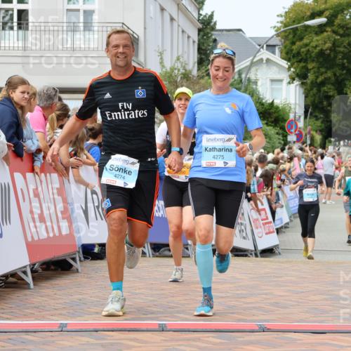 31.08.2025 - 21. Blankeneser Heldenlauf Strokosch-Dieckow http://msf.ph/oto/8696766 31.08.2025 12:20:30 Ziel 5350, 4275, 4274 meine-sportfotos.de