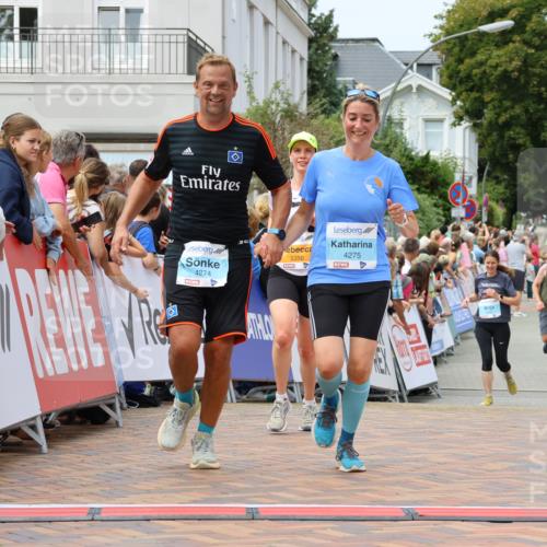 31.08.2025 - 21. Blankeneser Heldenlauf Strokosch-Dieckow http://msf.ph/oto/8696776 31.08.2025 12:20:30 Ziel 5350, 4275, 4274 meine-sportfotos.de