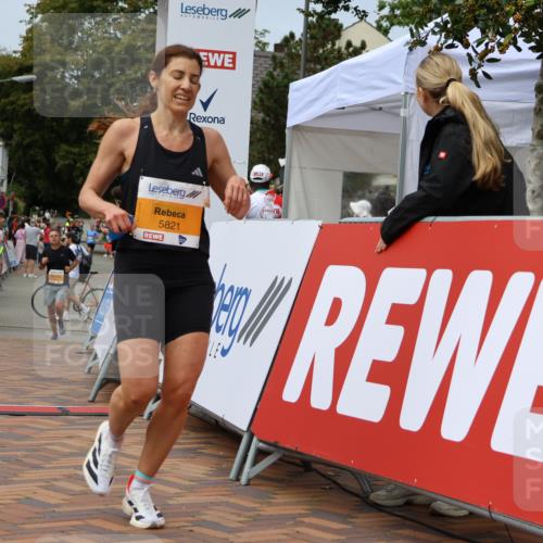 31.08.2025 - 21. Blankeneser Heldenlauf Strokosch-Dieckow http://msf.ph/oto/8696816 31.08.2025 12:20:11 Ziel 5821 meine-sportfotos.de