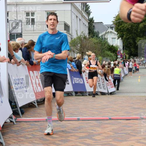 31.08.2025 - 21. Blankeneser Heldenlauf Strokosch-Dieckow http://msf.ph/oto/8696862 31.08.2025 12:19:59 Ziel 5368, 5688, 5483, 4210, 4160 meine-sportfotos.de
