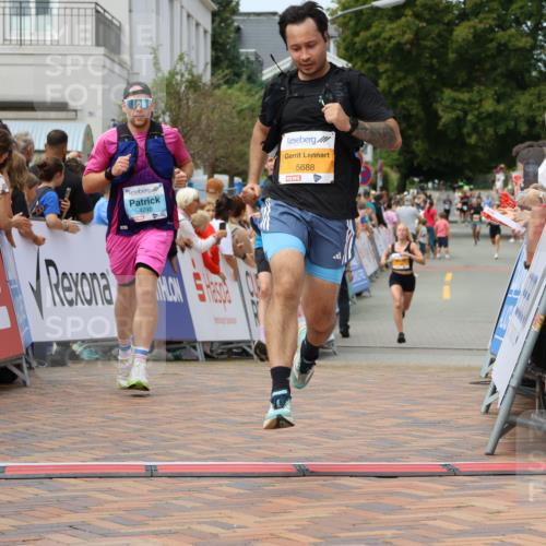 31.08.2025 - 21. Blankeneser Heldenlauf Strokosch-Dieckow http://msf.ph/oto/8696898 31.08.2025 12:19:56 Ziel 5368, 5688, 4210, 4160 meine-sportfotos.de