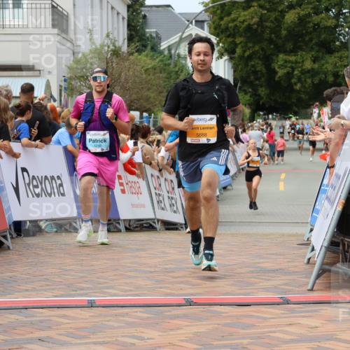 31.08.2025 - 21. Blankeneser Heldenlauf Strokosch-Dieckow http://msf.ph/oto/8696911 31.08.2025 12:19:55 Ziel 5368, 5688, 5334, 4210, 4160 meine-sportfotos.de
