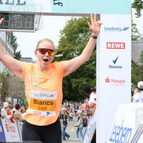 31.08.2025 - 21. Blankeneser Heldenlauf Strokosch-Dieckow http://msf.ph/oto/8696970 31.08.2025 12:19:32 Ziel 5088, 5490 meine-sportfotos.de
