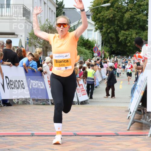 31.08.2025 - 21. Blankeneser Heldenlauf Strokosch-Dieckow http://msf.ph/oto/8696992 31.08.2025 12:19:32 Ziel 5088, 5490 meine-sportfotos.de