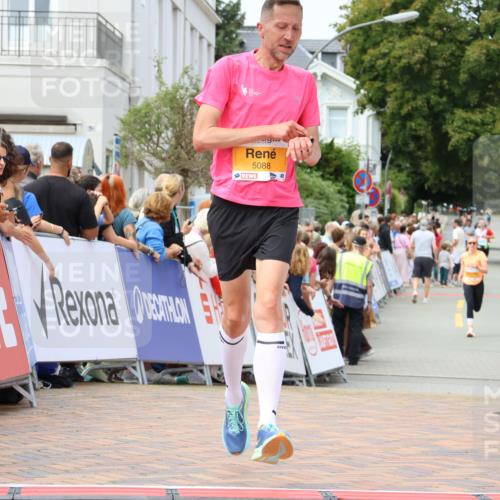 31.08.2025 - 21. Blankeneser Heldenlauf Strokosch-Dieckow http://msf.ph/oto/8697017 31.08.2025 12:19:24 Ziel 5088, 4335 meine-sportfotos.de