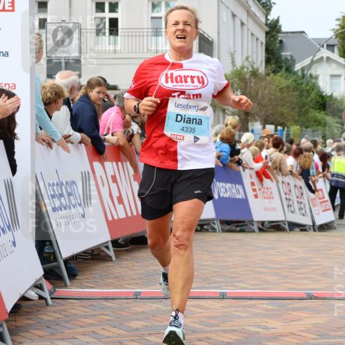 31.08.2025 - 21. Blankeneser Heldenlauf Strokosch-Dieckow http://msf.ph/oto/8697035 31.08.2025 12:19:18 Ziel 4335, 4315, 4277 meine-sportfotos.de