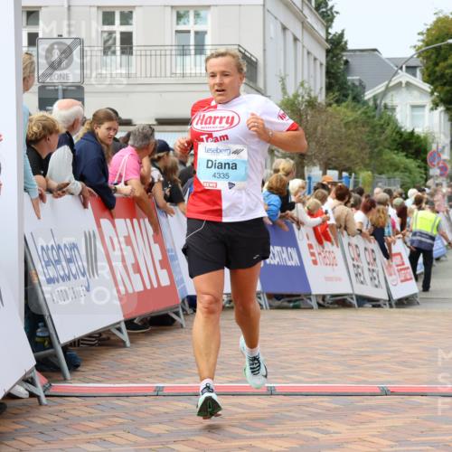 31.08.2025 - 21. Blankeneser Heldenlauf Strokosch-Dieckow http://msf.ph/oto/8697047 31.08.2025 12:19:18 Ziel 4335, 4315, 4277 meine-sportfotos.de