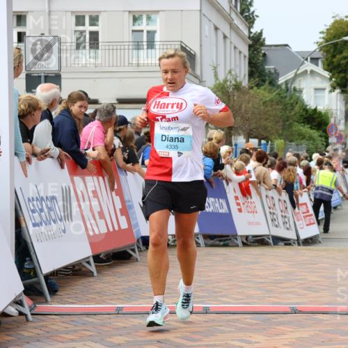 31.08.2025 - 21. Blankeneser Heldenlauf Strokosch-Dieckow http://msf.ph/oto/8697049 31.08.2025 12:19:18 Ziel 4335, 4315, 4277 meine-sportfotos.de