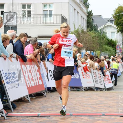 31.08.2025 - 21. Blankeneser Heldenlauf Strokosch-Dieckow http://msf.ph/oto/8697059 31.08.2025 12:19:18 Ziel 4335, 4315, 4277 meine-sportfotos.de