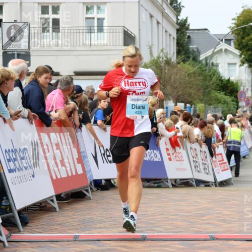 31.08.2025 - 21. Blankeneser Heldenlauf Strokosch-Dieckow http://msf.ph/oto/8697062 31.08.2025 12:19:17 Ziel 4335, 4315, 4277 meine-sportfotos.de