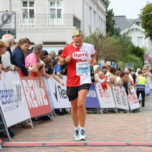31.08.2025 - 21. Blankeneser Heldenlauf Strokosch-Dieckow http://msf.ph/oto/8697064 31.08.2025 12:19:17 Ziel 4335, 4315, 4277 meine-sportfotos.de