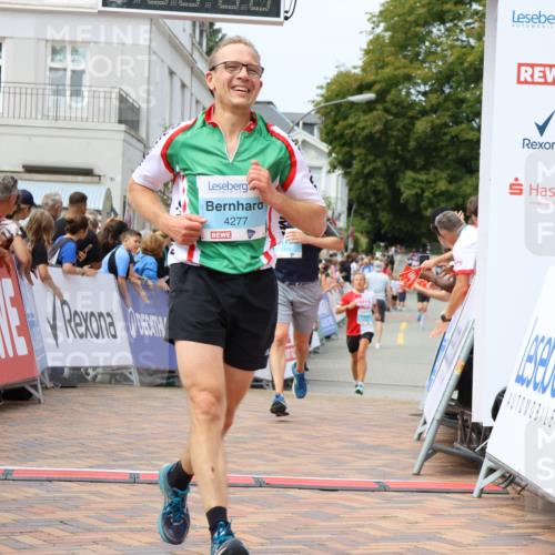 31.08.2025 - 21. Blankeneser Heldenlauf Strokosch-Dieckow http://msf.ph/oto/8697088 31.08.2025 12:19:12 Ziel 4303, 4315, 4277 meine-sportfotos.de