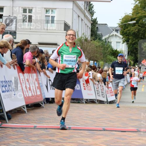 31.08.2025 - 21. Blankeneser Heldenlauf Strokosch-Dieckow http://msf.ph/oto/8697119 31.08.2025 12:19:11 Ziel 4303, 4315, 4277 meine-sportfotos.de