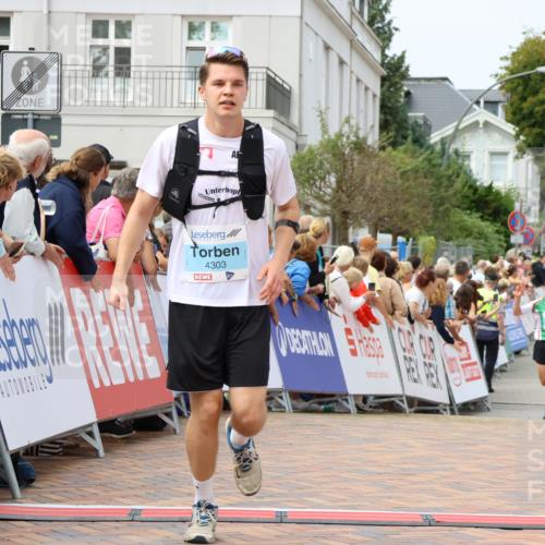 31.08.2025 - 21. Blankeneser Heldenlauf Strokosch-Dieckow http://msf.ph/oto/8697134 31.08.2025 12:19:06 Ziel 5553, 4303 meine-sportfotos.de