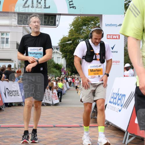 31.08.2025 - 21. Blankeneser Heldenlauf Strokosch-Dieckow http://msf.ph/oto/8697216 31.08.2025 12:18:47 Ziel 5218, 5041, 5195, 5411, 4065, 4221 meine-sportfotos.de