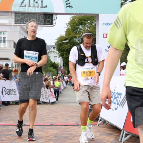 31.08.2025 - 21. Blankeneser Heldenlauf Strokosch-Dieckow http://msf.ph/oto/8697220 31.08.2025 12:18:46 Ziel 5218, 5041, 5195, 5411, 4065, 4221 meine-sportfotos.de