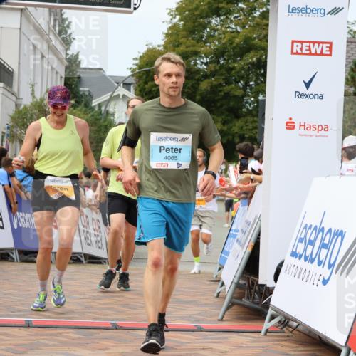 31.08.2025 - 21. Blankeneser Heldenlauf Strokosch-Dieckow http://msf.ph/oto/8697234 31.08.2025 12:18:43 Ziel 5218, 5041, 5195, 5411, 4065, 4221 meine-sportfotos.de