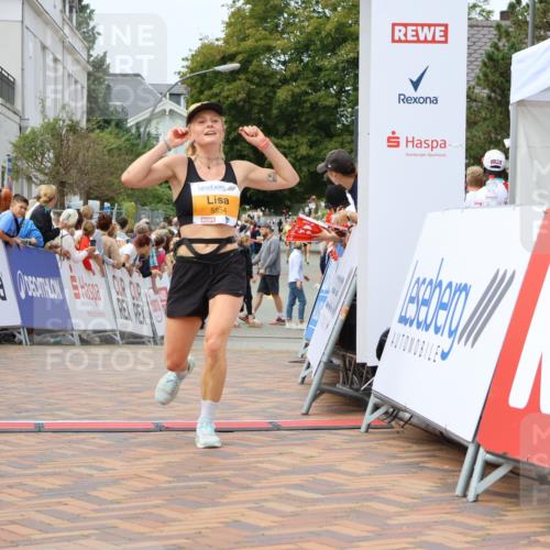 31.08.2025 - 21. Blankeneser Heldenlauf Strokosch-Dieckow http://msf.ph/oto/8697288 31.08.2025 12:18:27 Ziel 5670, 5554 meine-sportfotos.de