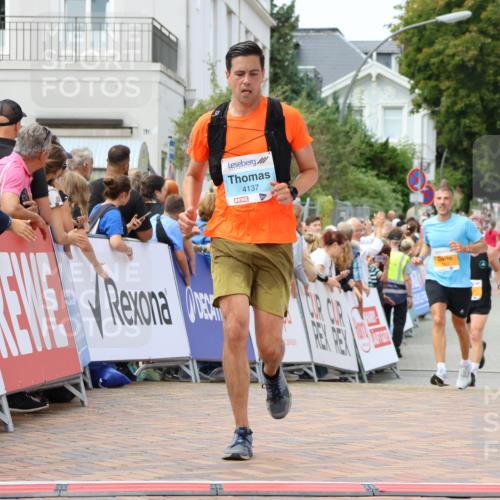 31.08.2025 - 21. Blankeneser Heldenlauf Strokosch-Dieckow http://msf.ph/oto/8697351 31.08.2025 12:18:13 Ziel 5827, 5402, 4137, 4243 meine-sportfotos.de