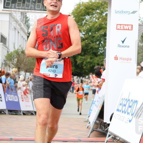 31.08.2025 - 21. Blankeneser Heldenlauf Strokosch-Dieckow http://msf.ph/oto/8697355 31.08.2025 12:18:07 Ziel 5796, 4177, 4113, 4243 meine-sportfotos.de
