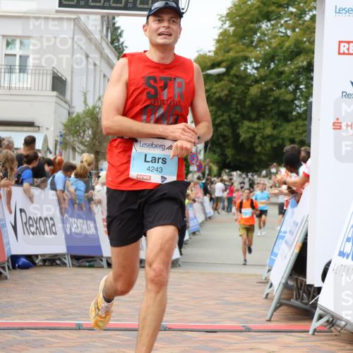31.08.2025 - 21. Blankeneser Heldenlauf Strokosch-Dieckow http://msf.ph/oto/8697362 31.08.2025 12:18:07 Ziel 5796, 4177, 4113, 4243 meine-sportfotos.de
