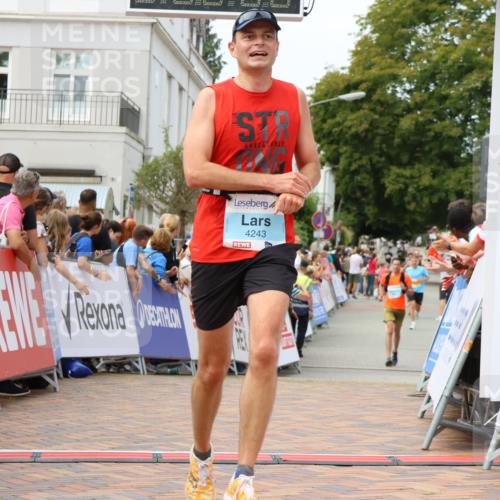 31.08.2025 - 21. Blankeneser Heldenlauf Strokosch-Dieckow http://msf.ph/oto/8697366 31.08.2025 12:18:06 Ziel 5796, 4177, 4113, 4243 meine-sportfotos.de